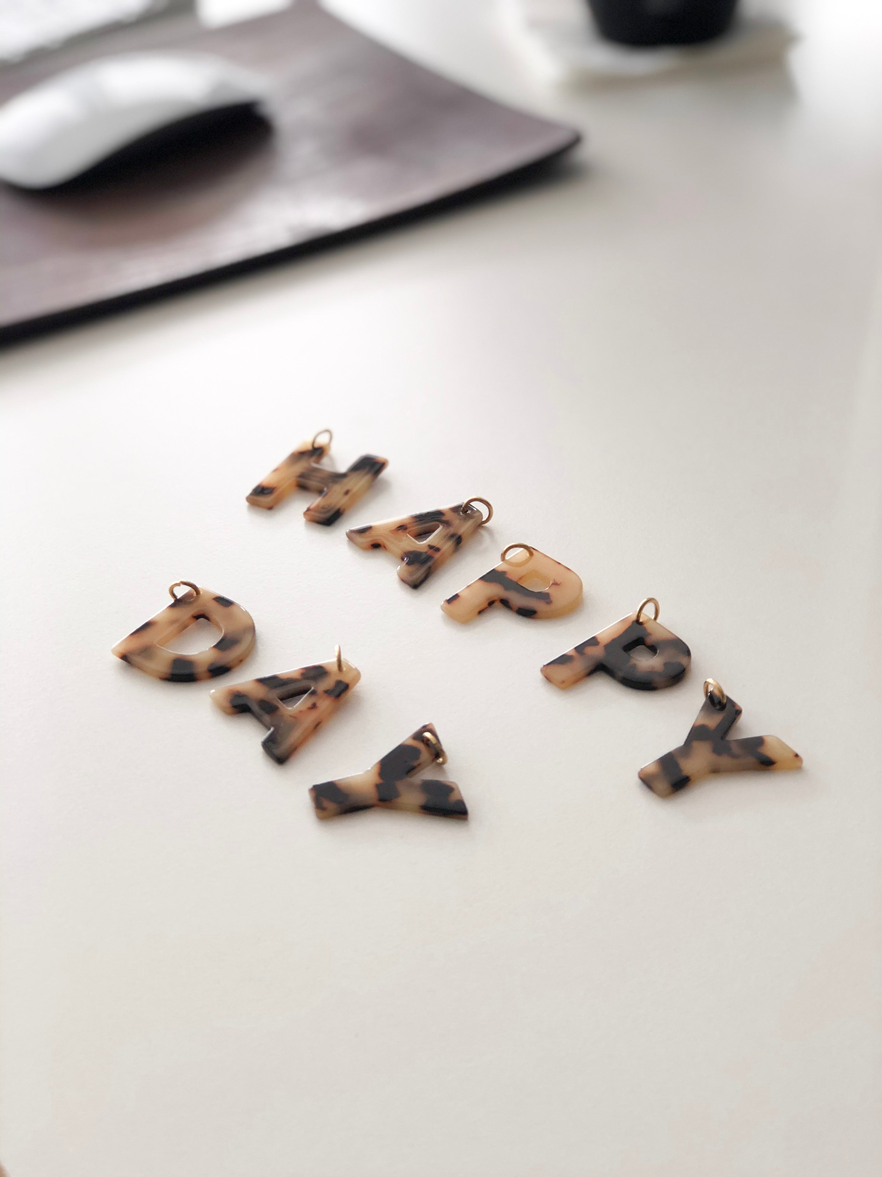 BUCHSTABEN ANHÄNGER