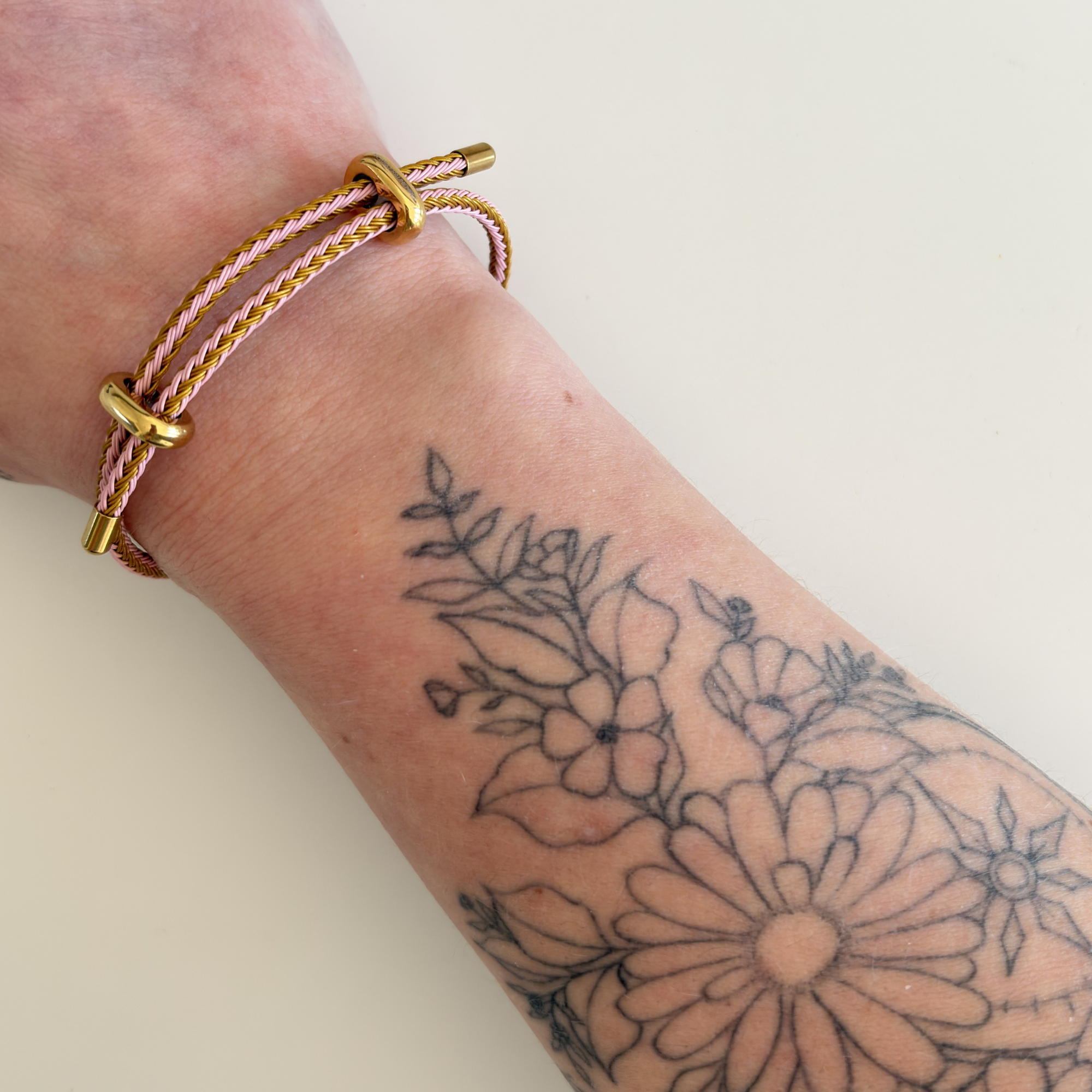 Armband aus Draht