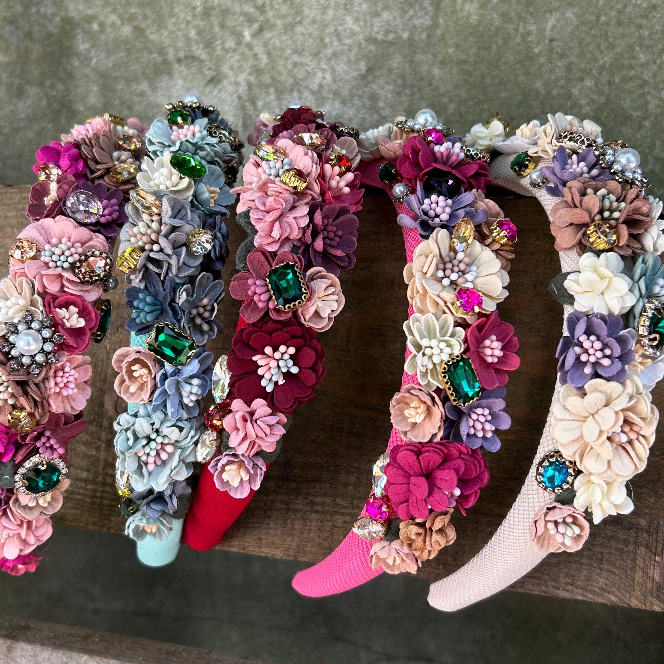 Haarreif mit Blumen