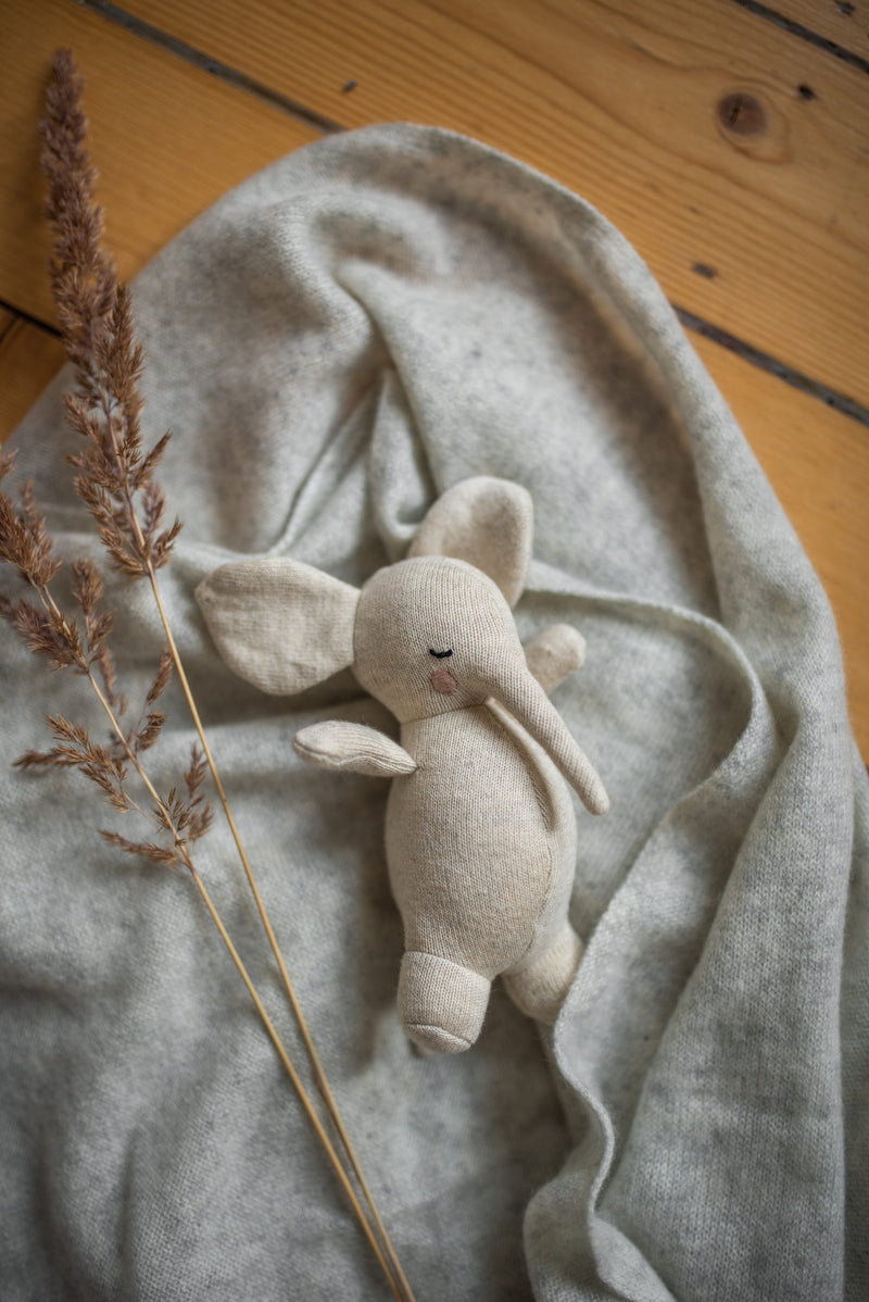 Babyrassel Elefant "Efi" (6769304043578)
