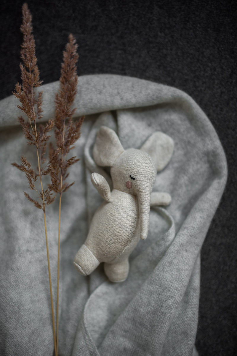 Babyrassel Elefant "Efi" (6769304043578)