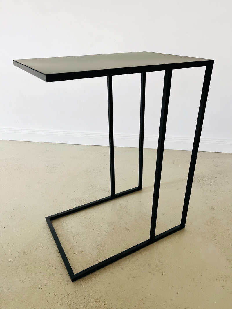 Beistelltisch - U (4617667870778)